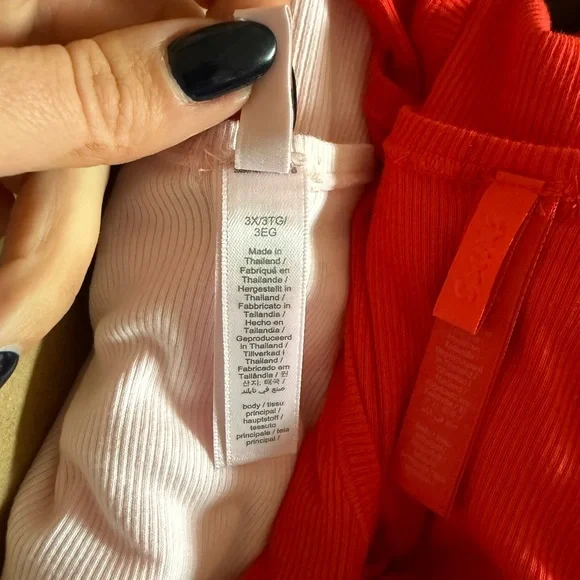 SKIMS Cotton Rib Tank 3-Pack - Picture 2 of 3